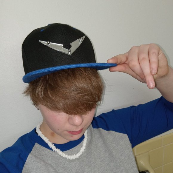 Meet your Posher, Alex - Picture 4 of 8